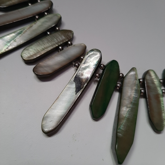 Handmade shell necklace - Picture 5 of 6